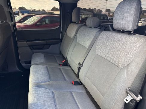Used 2021 Ford F150 XLT image 14