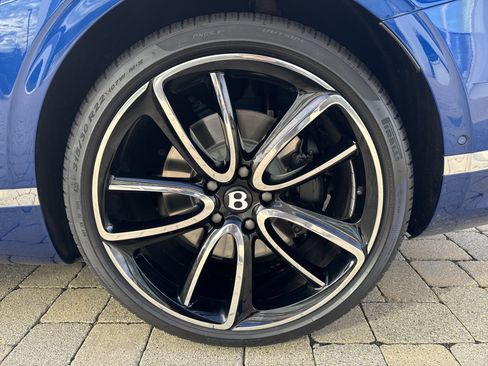 Used 2023 Bentley Continental GT Mulliner image 30