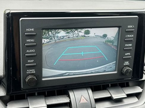 Used 2019 Toyota RAV4 LE w/ Carpet Mat Package FWD image 21