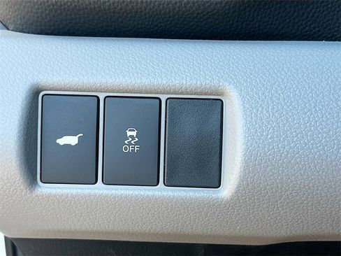 Used 2024 Honda Pilot EX-L image 10