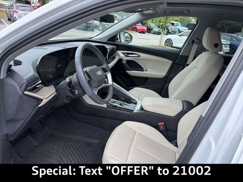 Used 2025 Audi Q5 Premium AWD/4WD image 10