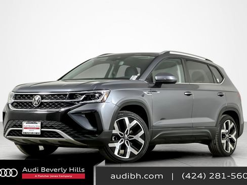 Used 2022 Volkswagen Taos SEL w/ Panoramic Sunroof Package image 1