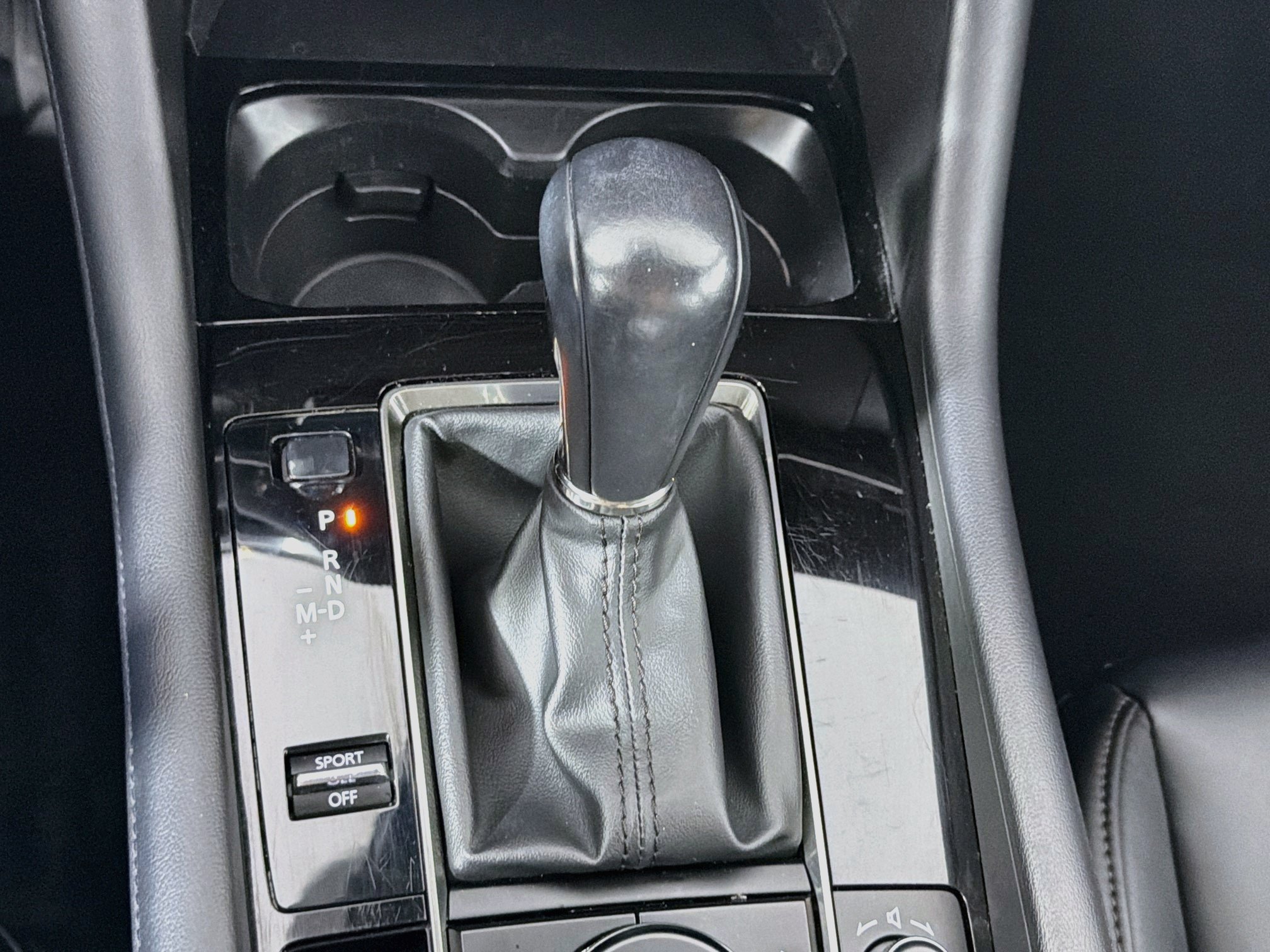 Used 2025 MAZDA MAZDA3 s FWD image 25