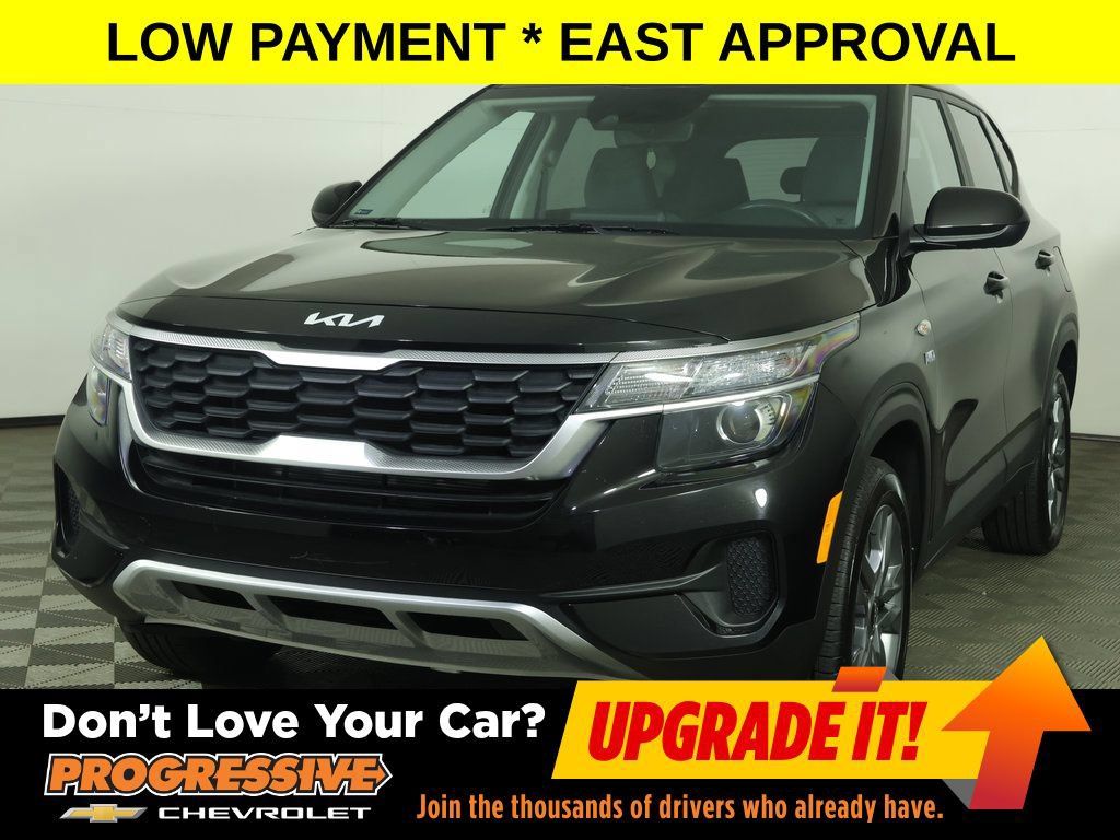 Used 2023 Kia Seltos LX AWD/4WD image 1