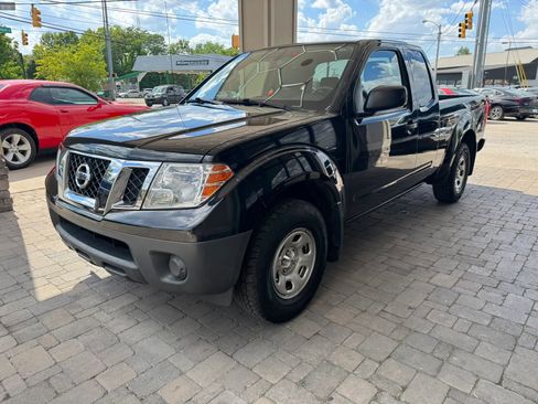 Used 2018 Nissan Frontier S RWD image 3