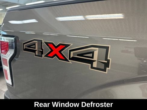 Used 2019 Ford F150 XLT w/ Equipment Group 302A Luxury AWD/4WD image 9