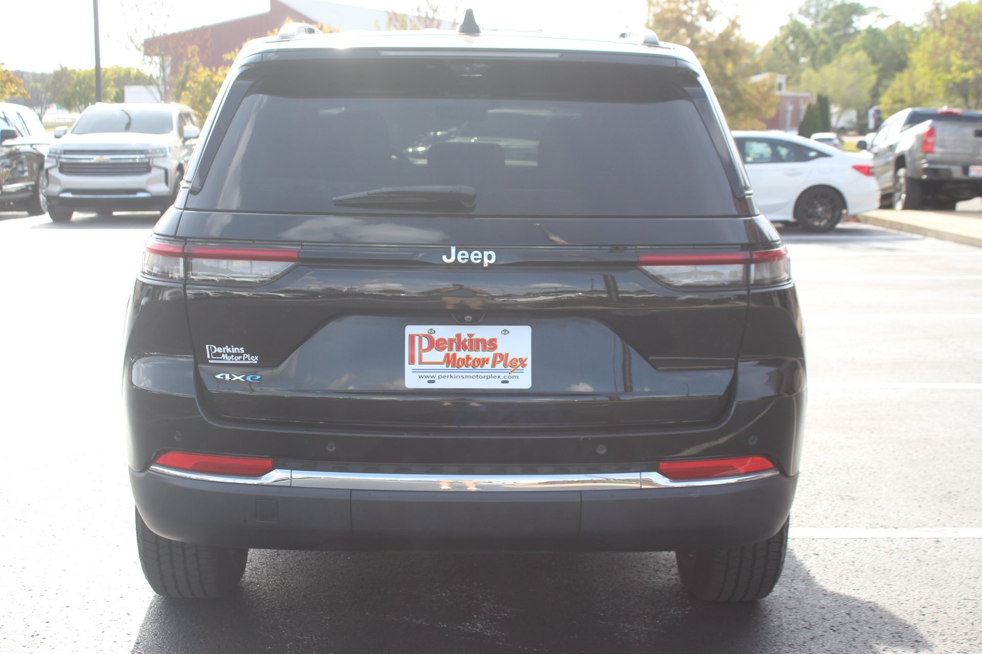 Used 2022 Jeep Grand Cherokee Limited 4xe w/ Luxury Tech Group II AWD/4WD image 6
