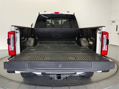 Used 2025 Ford F250 Platinum image 36