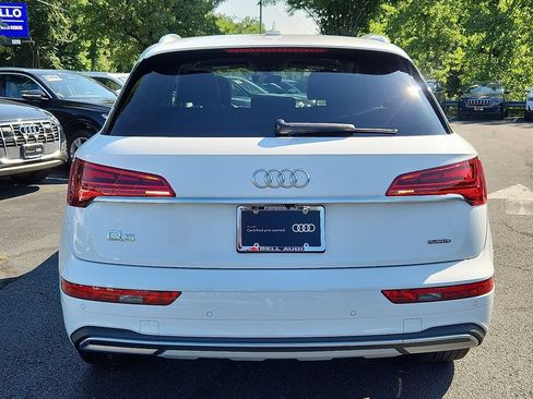 Certified 2024 Audi Q5 Premium AWD/4WD image 11