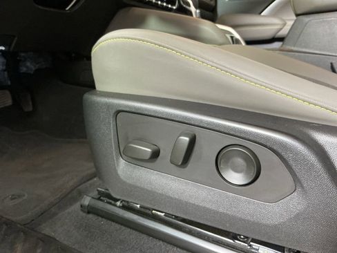Used 2024 Chevrolet Colorado ZR2 AWD/4WD image 20
