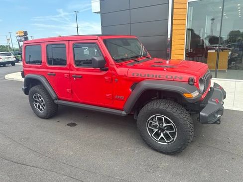 Used 2026 Jeep Wrangler Unlimited Rubicon w/ Safety Group AWD/4WD image 2