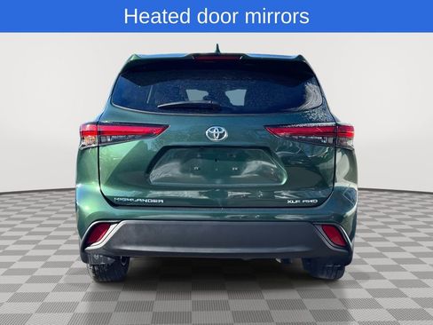 Used 2023 Toyota Highlander XLE image 12