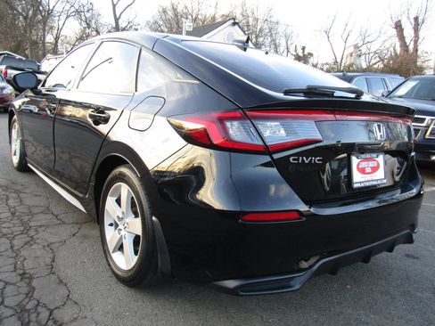 Used 2023 Honda Civic Sport image 5