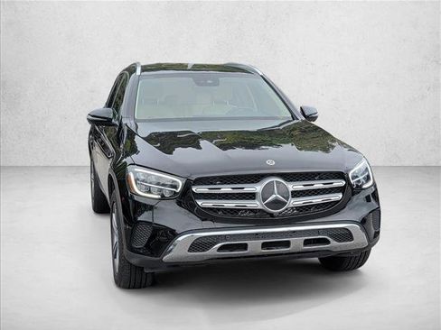 Certified 2022 Mercedes-Benz GLC 300 image 3