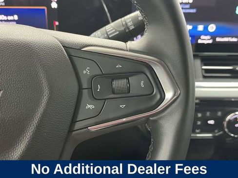 Used 2024 Chevrolet Trax LT w/ Driver Confidence Package FWD image 28
