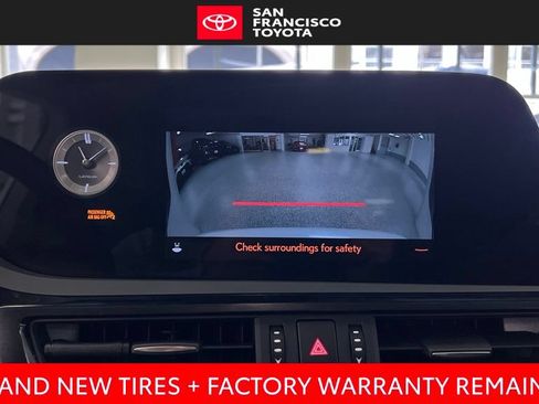 Used 2024 Lexus ES 350 w/ Accessory Package (Z1) FWD image 29