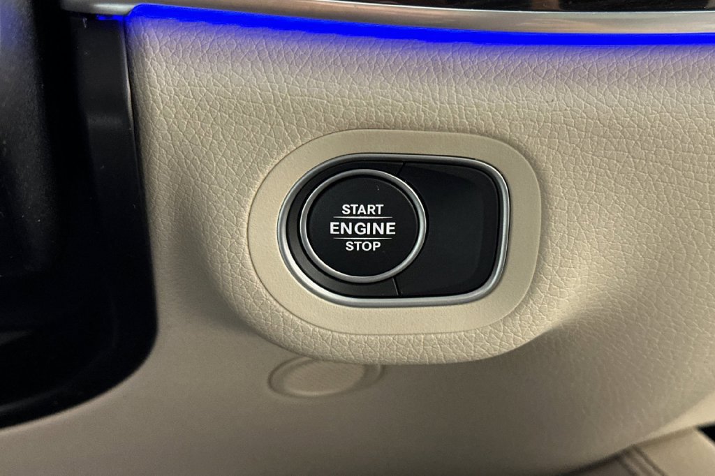 Certified 2025 Mercedes-Benz GLE 450e 4MATIC image 28