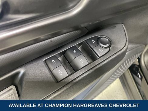 Used 2024 Chevrolet Equinox EV RS FWD image 31