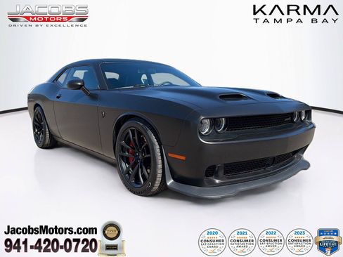 Used 2023 Dodge Challenger SRT Hellcat RWD image 1