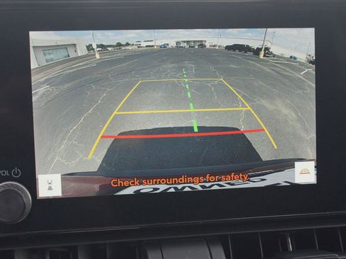 Used 2023 Toyota RAV4 XLE w/ Convenience Package FWD image 7