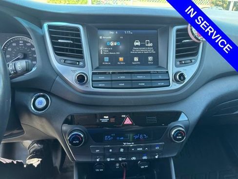 Used 2018 Hyundai Tucson Value AWD/4WD image 8