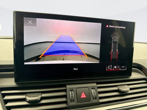 Used 2025 Audi Q5 2.0T Premium image 15