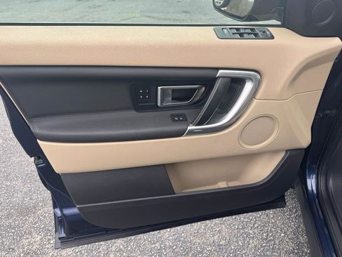 Used 2016 Land Rover Discovery Sport HSE image 14