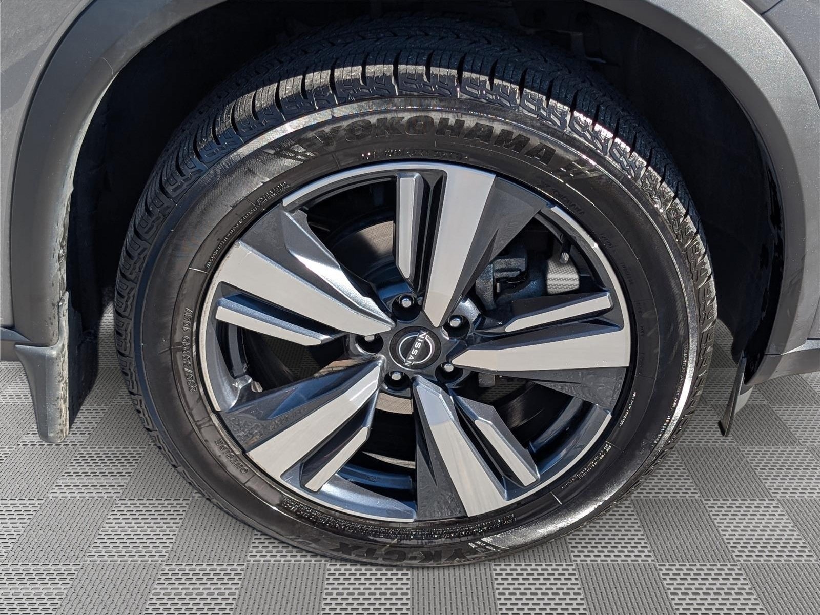 Used 2023 Nissan Rogue Platinum w/ Platinum Premium Package AWD/4WD image 10