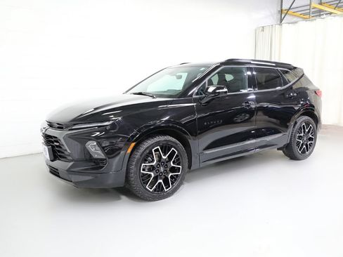 Certified 2023 Chevrolet Blazer RS w/ Driver Confidence II Package AWD/4WD image 14