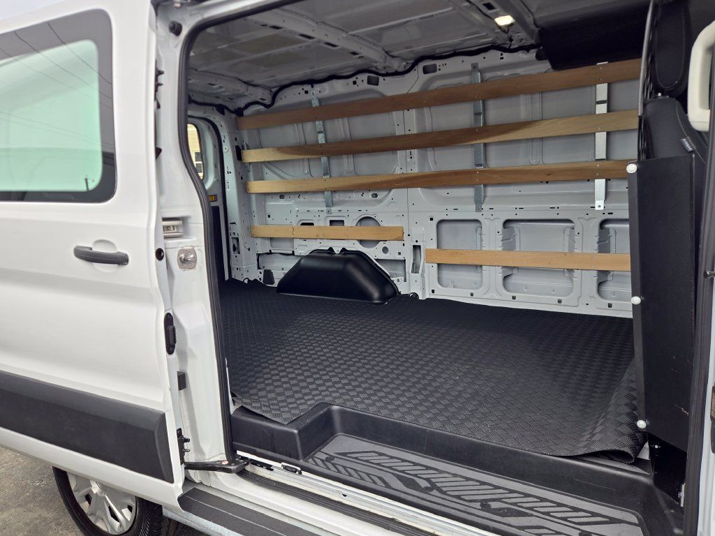 Used 2025 Ford Transit 250 Low Roof w/ Exterior Upgrade Package RWD image 6