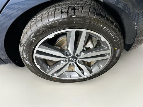 Used 2018 Kia Soul + image 11