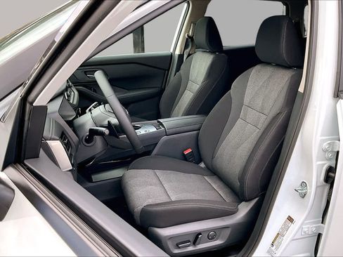 New 2026 Nissan Rogue SV w/ Cold Weather Package FWD image 9