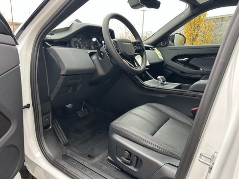 New 2026 Land Rover Range Rover Evoque S AWD/4WD image 16