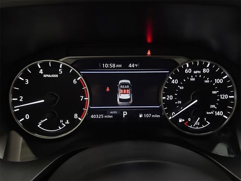 Used 2023 Nissan Rogue SV image 19