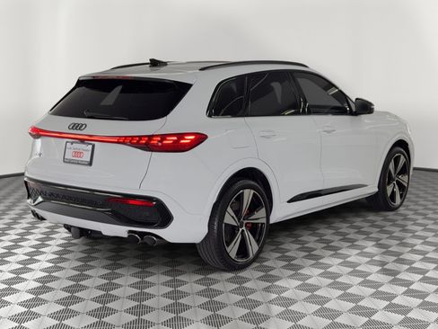 New 2026 Audi SQ5 Premium Plus AWD/4WD image 9