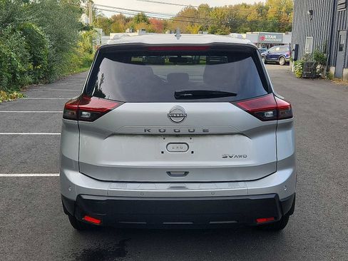Certified 2024 Nissan Rogue SV w/ SV Premium Package image 5