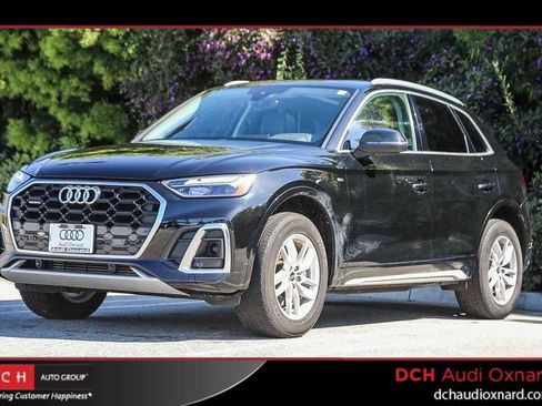 Used 2023 Audi Q5 2.0T Premium w/ Convenience Package image 1