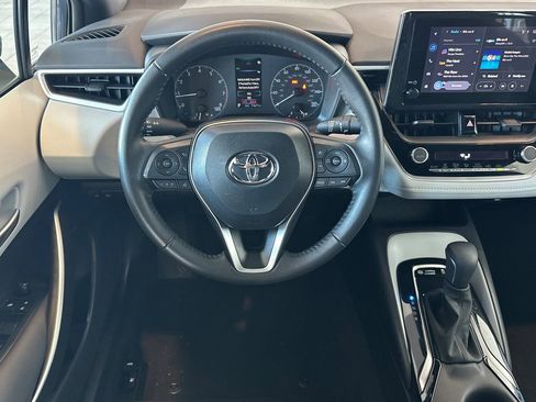 Certified 2025 Toyota Corolla SE w/ Convenience Package image 14