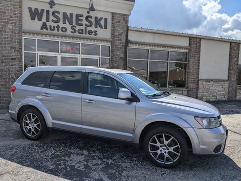 Used 2018 Dodge Journey GT w/ Nav & Sun Group FWD image 2