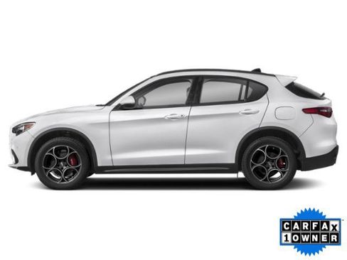 Used 2022 Alfa Romeo Stelvio Ti AWD/4WD image 25