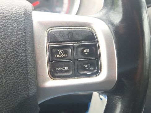 Used 2018 Dodge Grand Caravan GT FWD image 28