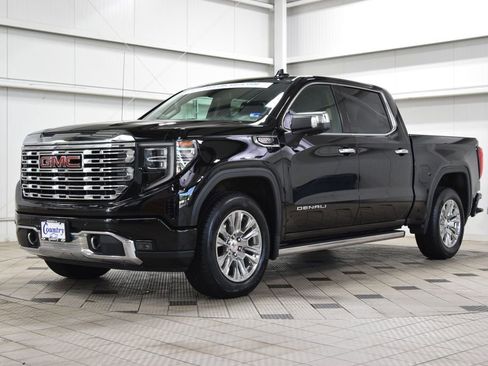Used 2024 GMC Sierra 1500 Denali AWD/4WD image 3