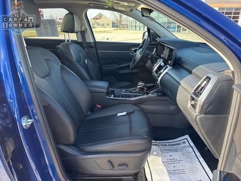 Used 2023 Kia Sorento SX AWD/4WD image 17