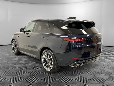 Used 2025 Land Rover Range Rover Sport Autobiography image 3