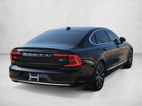 Used 2023 Volvo S90 B6 Plus AWD/4WD image 5