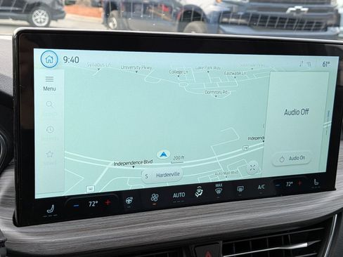 Certified 2025 Ford Escape Platinum image 25