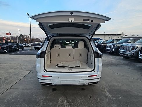 New 2026 Buick Enclave Avenir w/ Super Cruise Package image 6