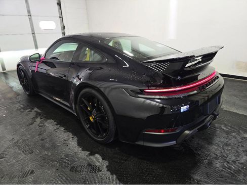 Used 2026 Porsche 911 Carrera GTS image 4