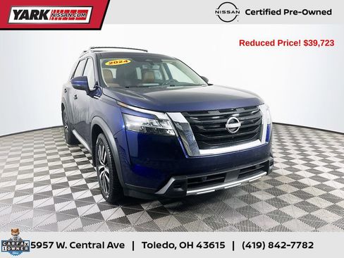 Certified 2024 Nissan Pathfinder Platinum image 1
