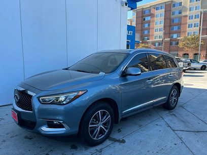 Used 2019 INFINITI QX60 Luxe w/ Essential Package